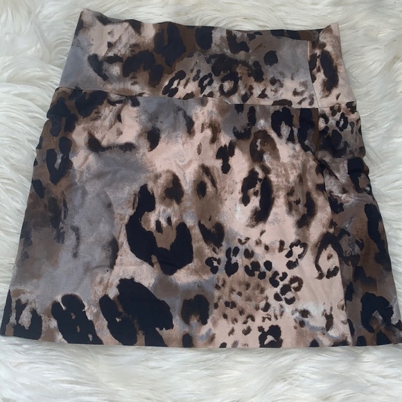 Mandees bandage leopard style skirt - Picture 1 of 2